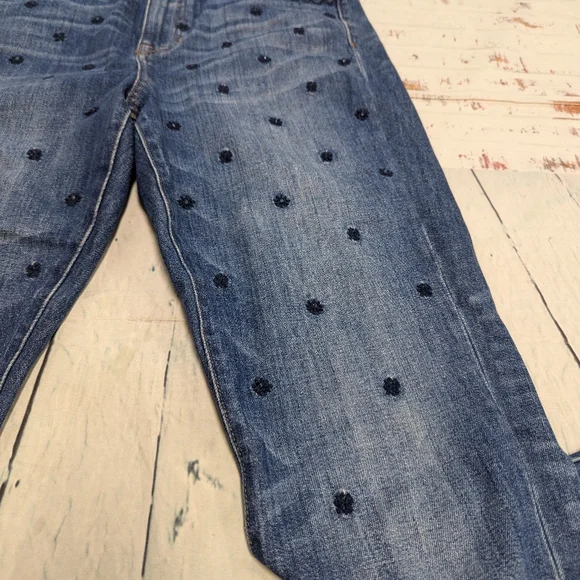 Madewell The High-Rise Slim Boy Jean with floral embroidery. - Picture 2 of 8